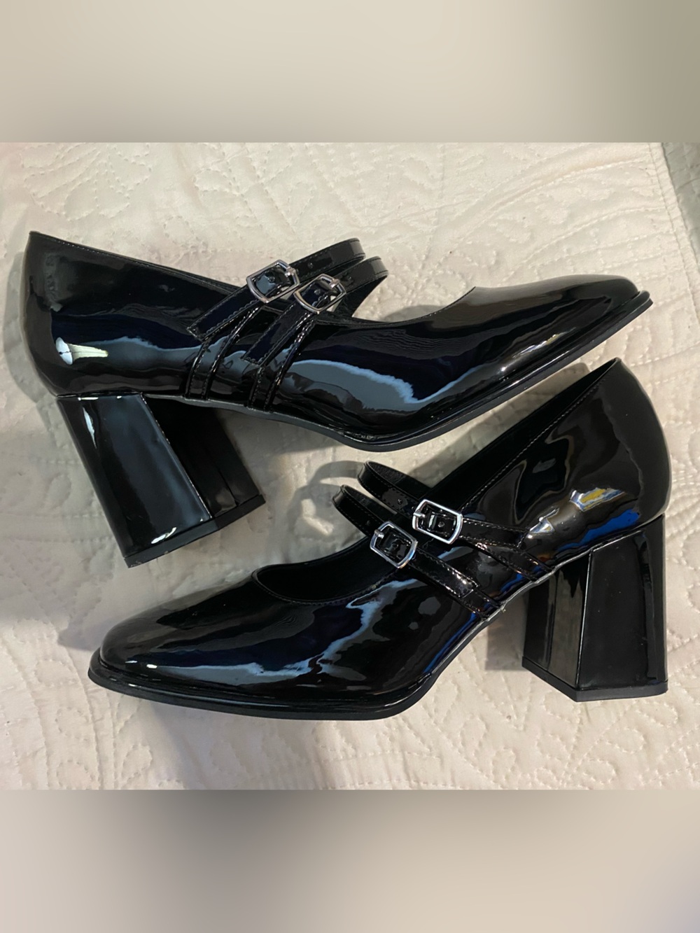 MIA Black Patent Leather Heel w/double strap